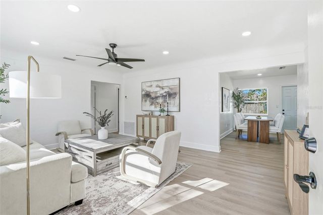 4720 MOHEGAN ROAD, St Petersburg, FL 33708
