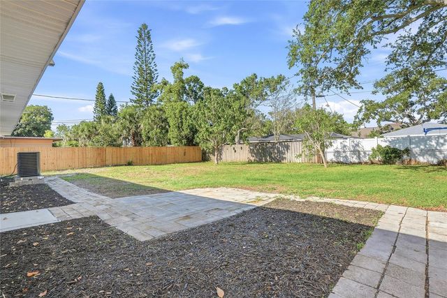 4720 MOHEGAN ROAD, St Petersburg, FL 33708