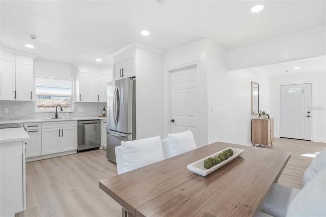 4720 MOHEGAN ROAD, St Petersburg, FL 33708
