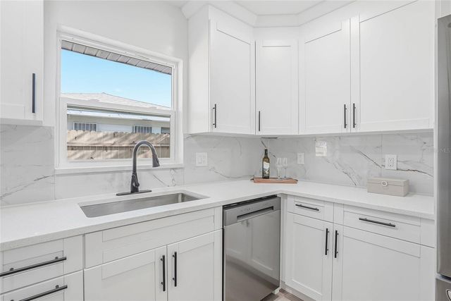 4720 MOHEGAN ROAD, St Petersburg, FL 33708