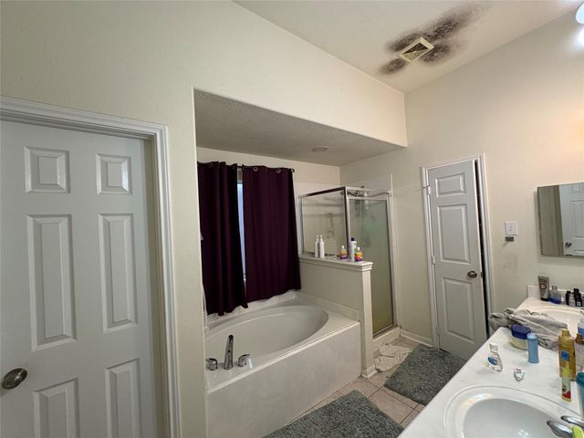 13801 Stark Bridge Lane, Rosharon, TX 77583