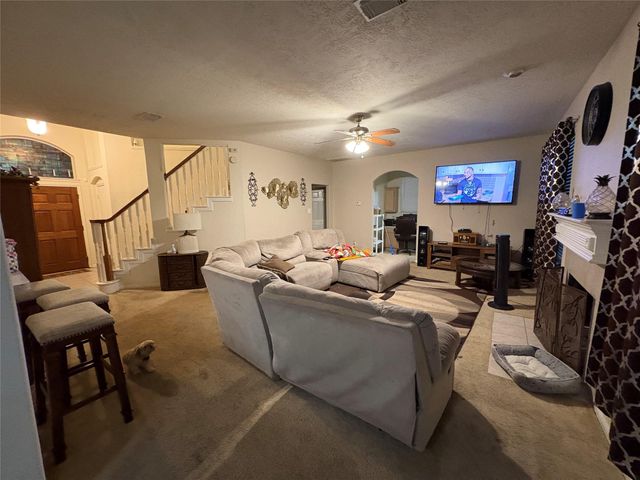 13801 Stark Bridge Lane, Rosharon, TX 77583