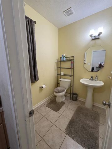 13801 Stark Bridge Lane, Rosharon, TX 77583