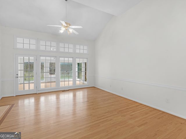 140 Lakeland Circle, Fayetteville, GA 30215