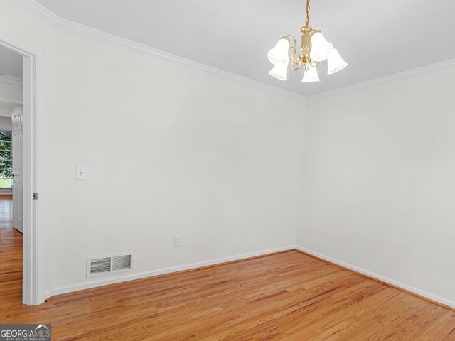 140 Lakeland Circle, Fayetteville, GA 30215