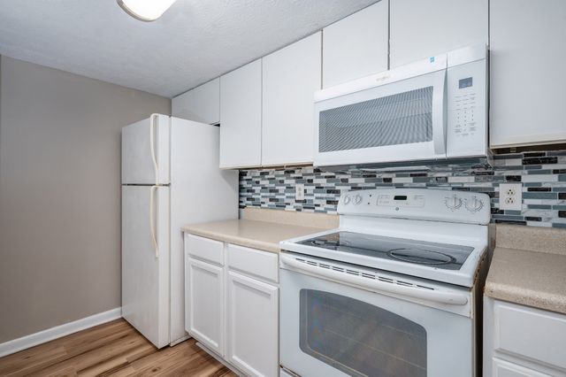 5222 Dove Trl, Hermitage, TN 37076
