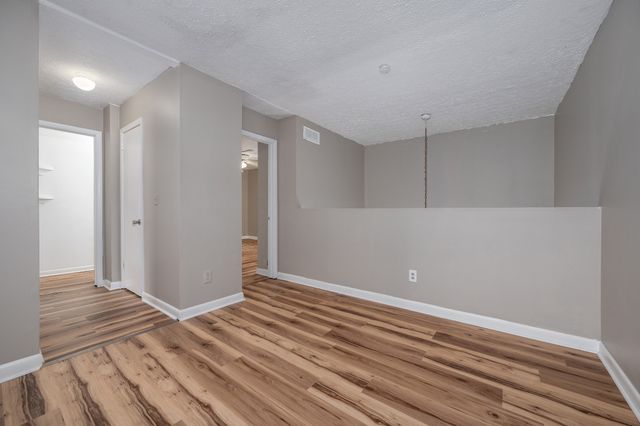 5222 Dove Trl, Hermitage, TN 37076