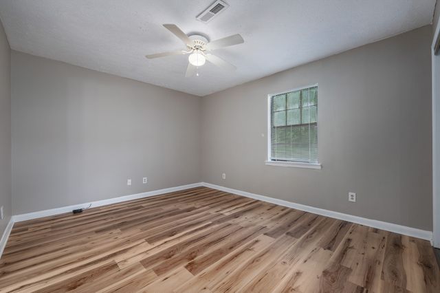 5222 Dove Trl, Hermitage, TN 37076