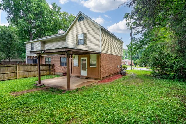 5222 Dove Trl, Hermitage, TN 37076