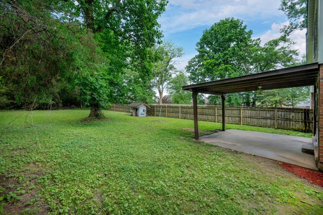 5222 Dove Trl, Hermitage, TN 37076