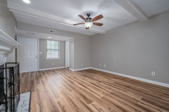 5222 Dove Trl, Hermitage, TN 37076