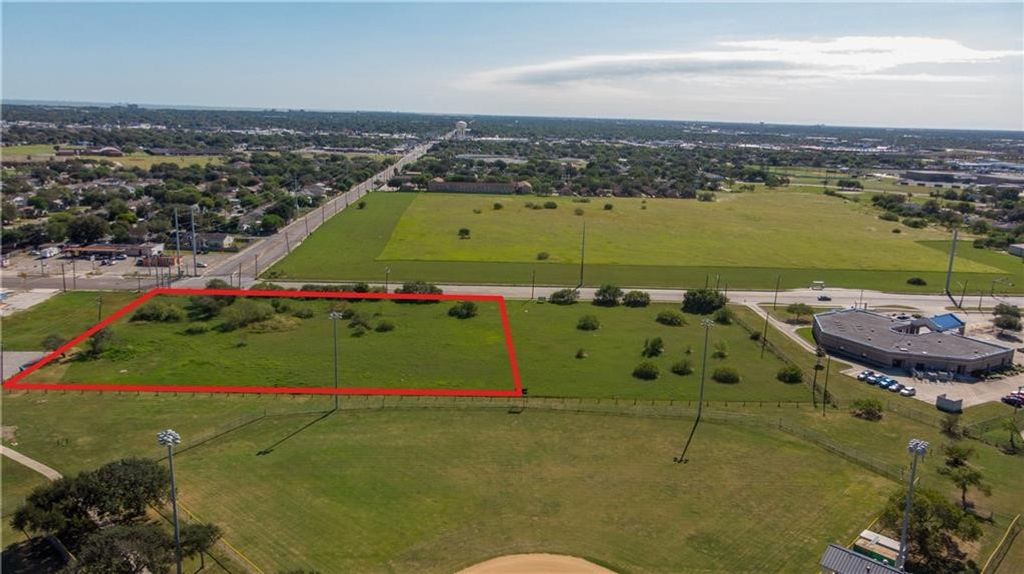 4501 Greenwood Dr, Corpus Christi, TX 78416 — photo 4