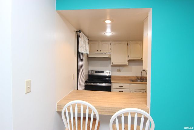 6316 N Allen Rd Unit 23, Peoria, IL 61614