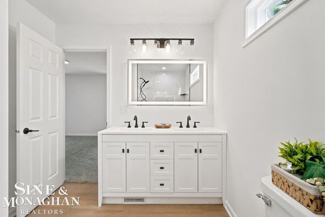 1250 18th Street, Marysville, MI 48040