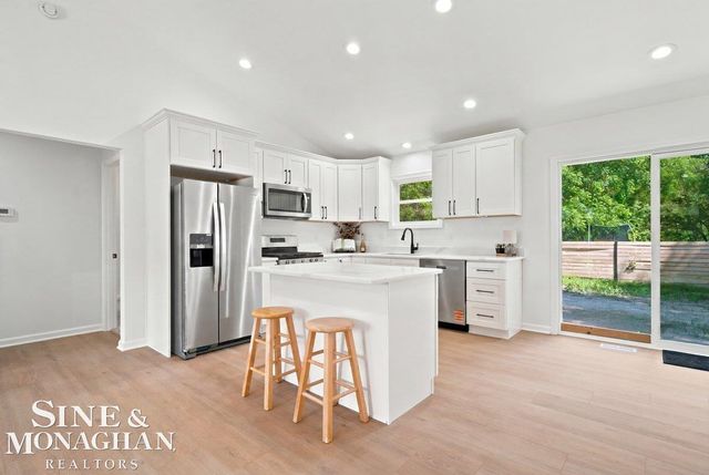 1250 18th Street, Marysville, MI 48040