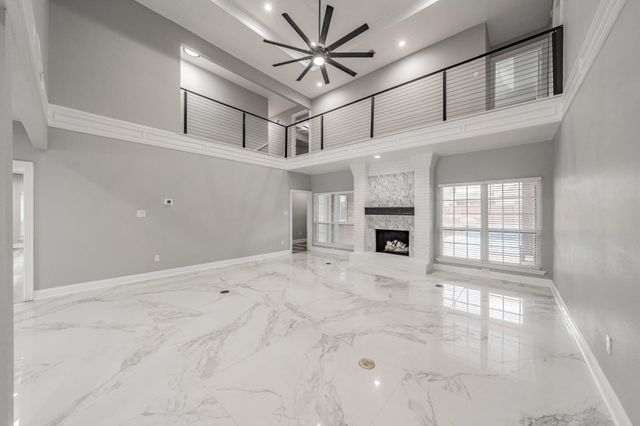 2103 Bay Club Drive, Arlington, TX 76013