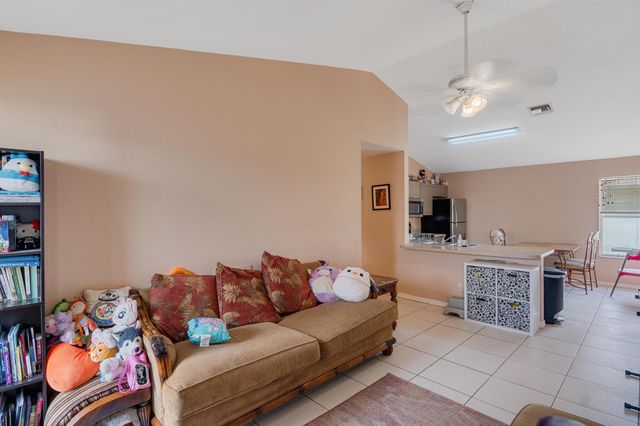 426 15th Lane SW, Vero Beach, FL 32962