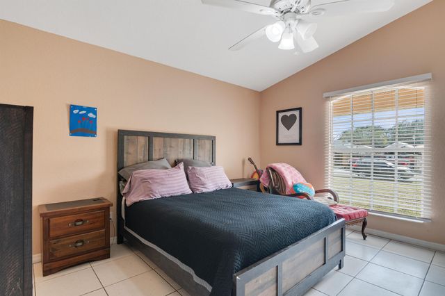 426 15th Lane SW, Vero Beach, FL 32962