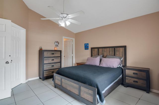 426 15th Lane SW, Vero Beach, FL 32962