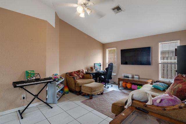 426 15th Lane SW, Vero Beach, FL 32962