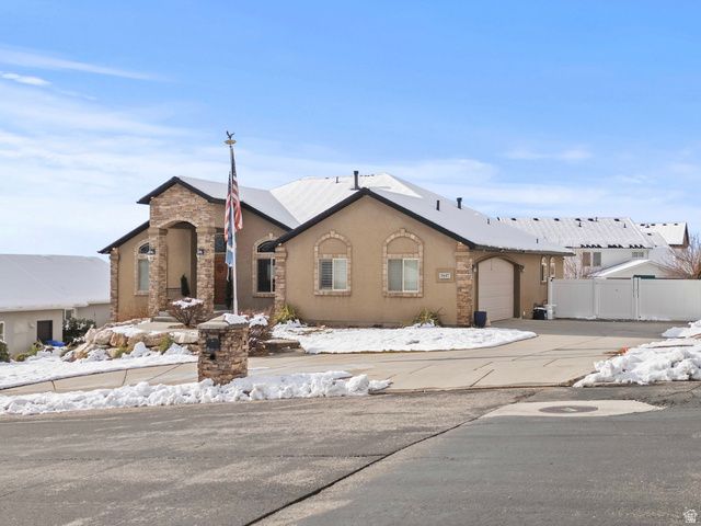 3647 N 575 E, North Ogden, UT 84414