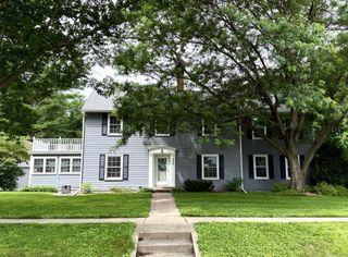 200 Oak Street S, Northfield, MN 55057