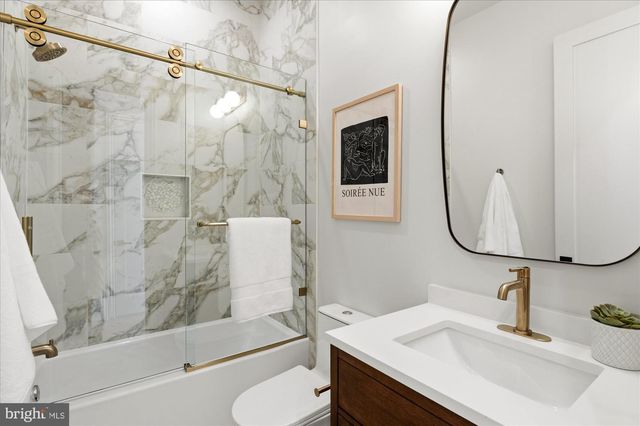 1509 CAROLINE ST NW, Washington, DC 20009