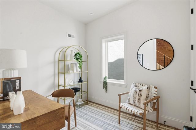 1509 CAROLINE ST NW, Washington, DC 20009