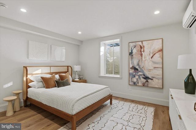 1509 CAROLINE ST NW, Washington, DC 20009