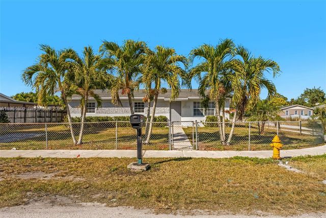 15231 SW 302nd St, Homestead, FL 33033