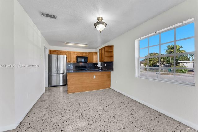 15231 SW 302nd St, Homestead, FL 33033