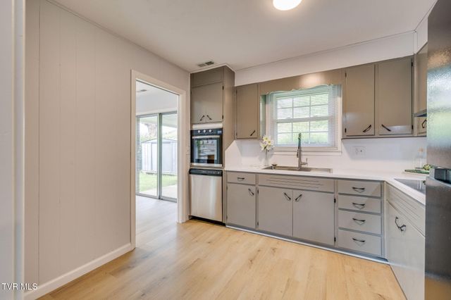 844 Fain Avenue, Kingsport, TN 37660