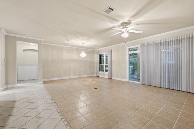 421 Rio Grande LOOP, Georgetown, TX 78633