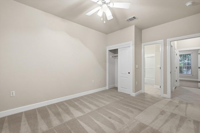 421 Rio Grande LOOP, Georgetown, TX 78633