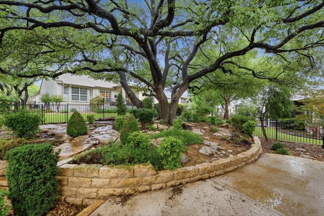 421 Rio Grande LOOP, Georgetown, TX 78633