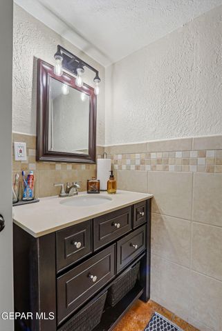 10644 LIMAS Drive, El Paso, TX 79935