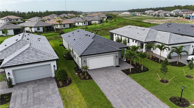 19218 Hinkley DR, Estero, FL 33928