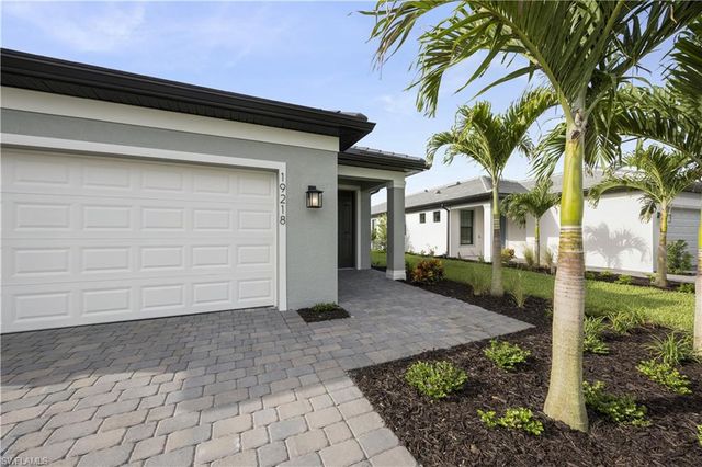 19218 Hinkley DR, Estero, FL 33928