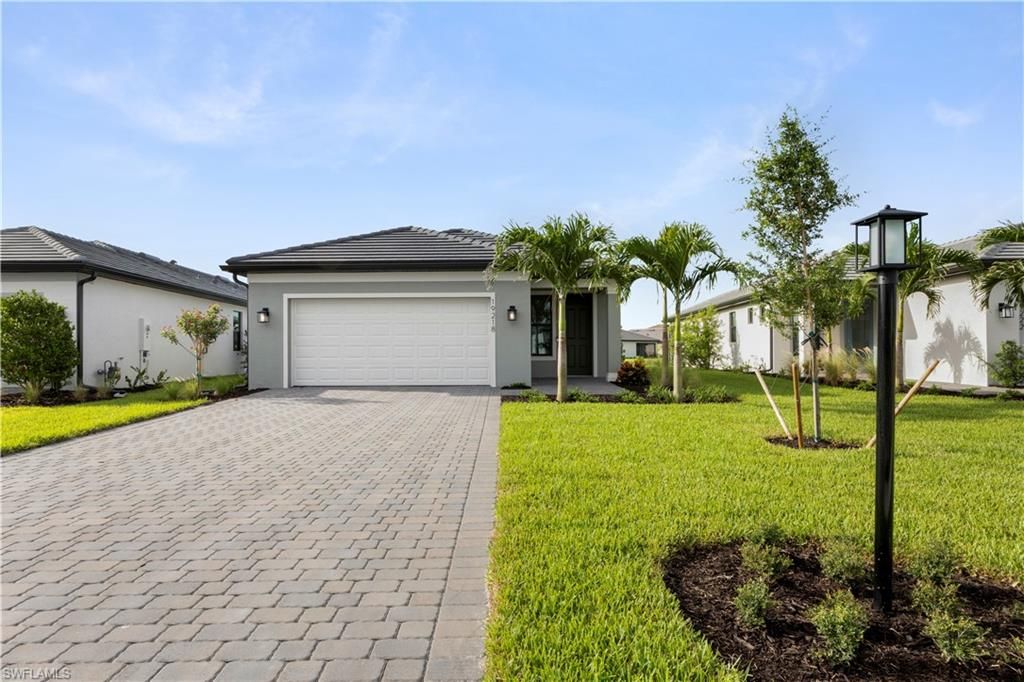 19218 Hinkley DR, Estero, FL 33928
