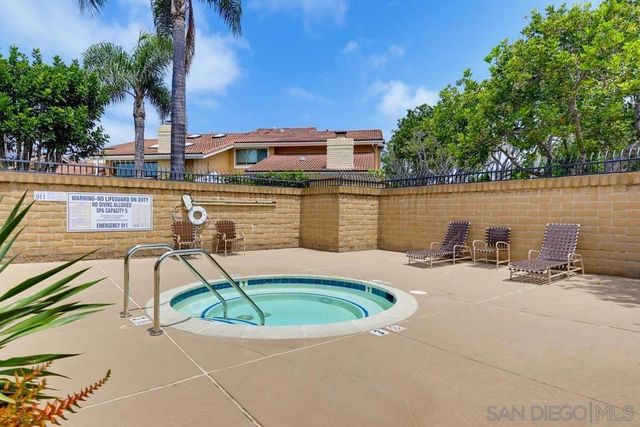 1731 Caminito Ardiente, La Jolla, CA 92037
