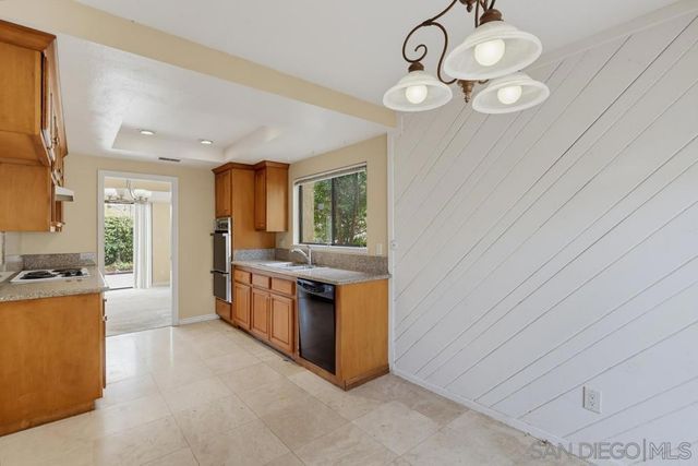 1731 Caminito Ardiente, La Jolla, CA 92037