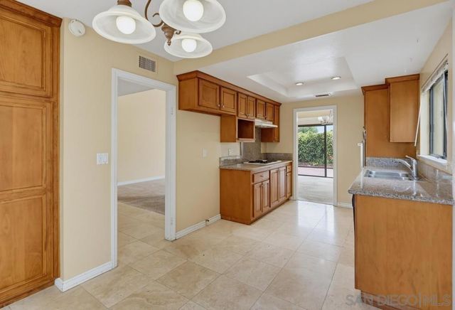 1731 Caminito Ardiente, La Jolla, CA 92037
