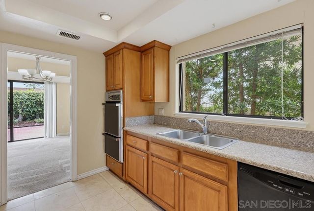 1731 Caminito Ardiente, La Jolla, CA 92037