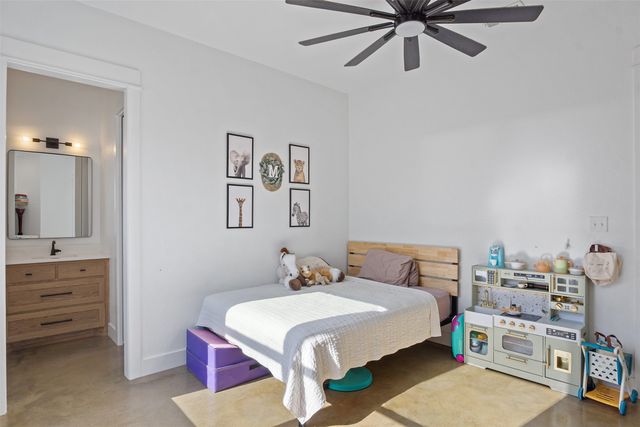 8012 County Road 1201, Malakoff, TX 75148