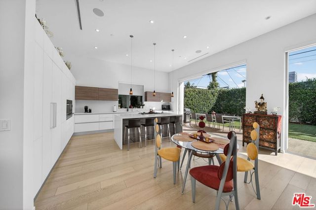 6356 W 5th Street, Los Angeles, CA 90048