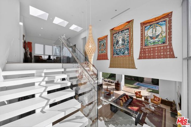 6356 W 5th Street, Los Angeles, CA 90048