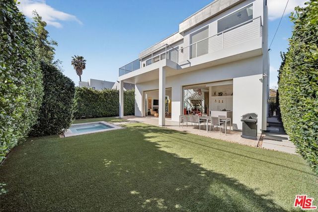 6356 W 5th Street, Los Angeles, CA 90048