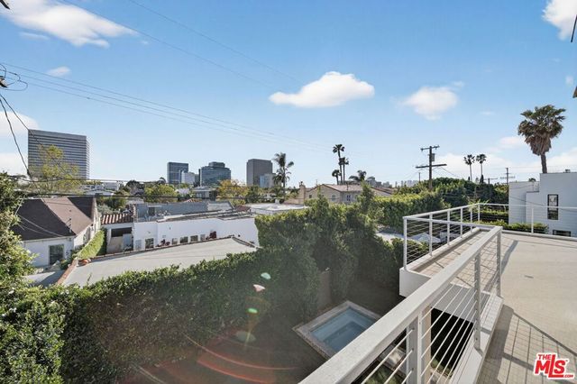 6356 W 5th Street, Los Angeles, CA 90048