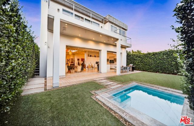 6356 W 5th Street, Los Angeles, CA 90048