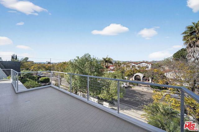 6356 W 5th Street, Los Angeles, CA 90048